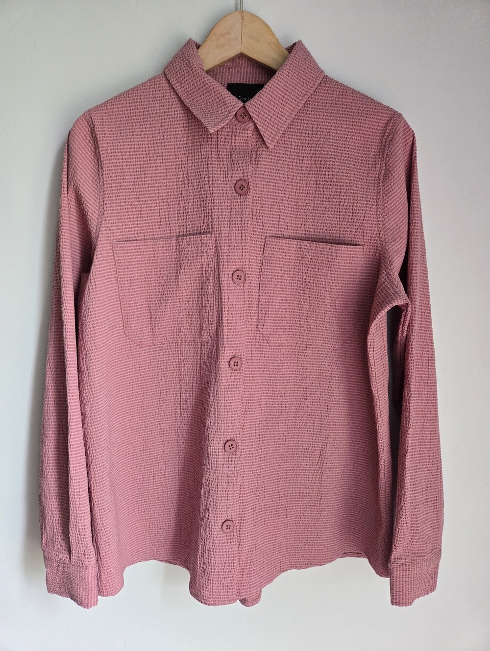 New LUMIÈRE Textured Button-Up Shirt in Dusty Rose